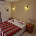 Casa Rosa Montes Luz