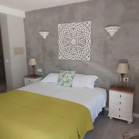 Casa Rosa Montes 3*