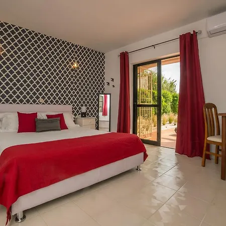 Casa Rosa Montes Maison d'hôtes 4*
