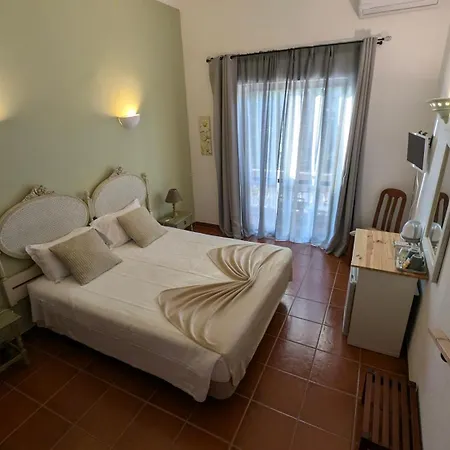 Casa Rosa Montes Maison d'hôtes 3*