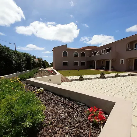 Πανσιόν Casa Rosa Montes 4*